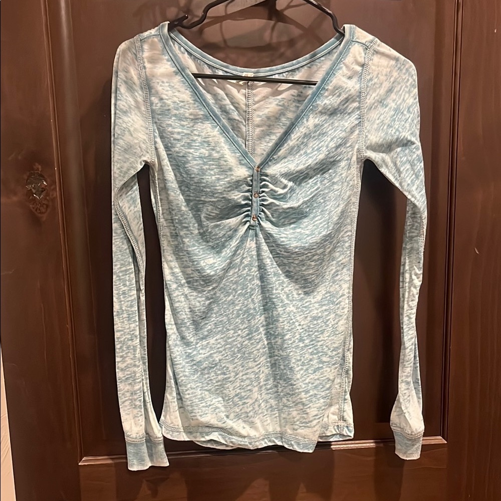 Women's Blue Long Sleeve Top